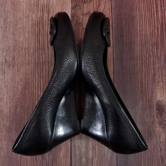 Tory Burch Logo Black Wedge Shoes- size 8 - Picture 9 of 16